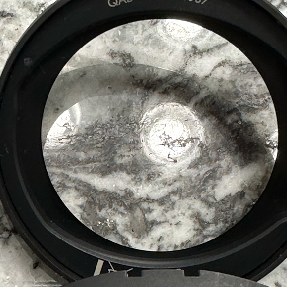 2022 Authentic Louis Vuitton Horizon Wireless Earbuds - Picture 9 of 11